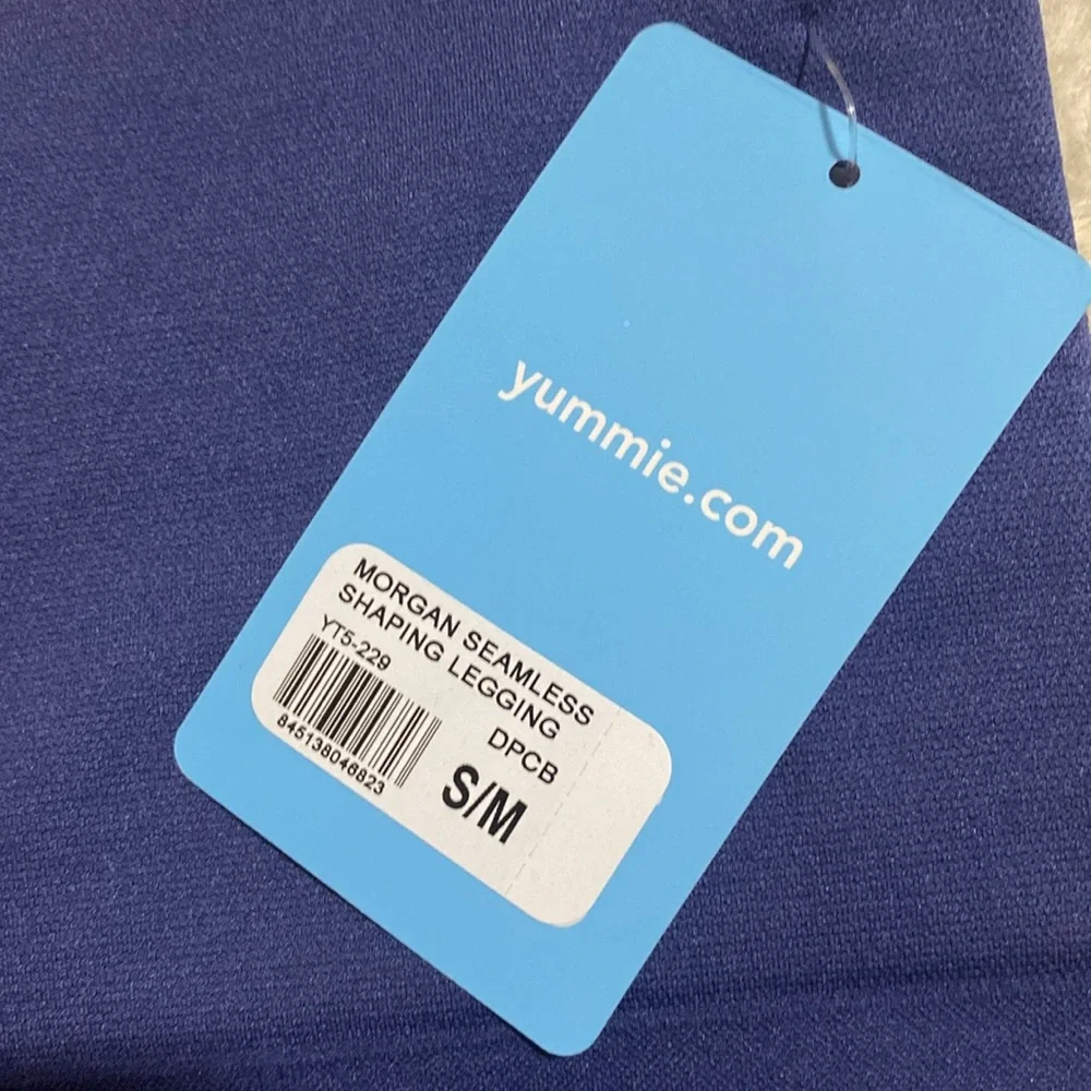 YUMMIE Morgan Seamless Cropped Capri Shaping‎ Legging Deep Cobalt S/M NWT